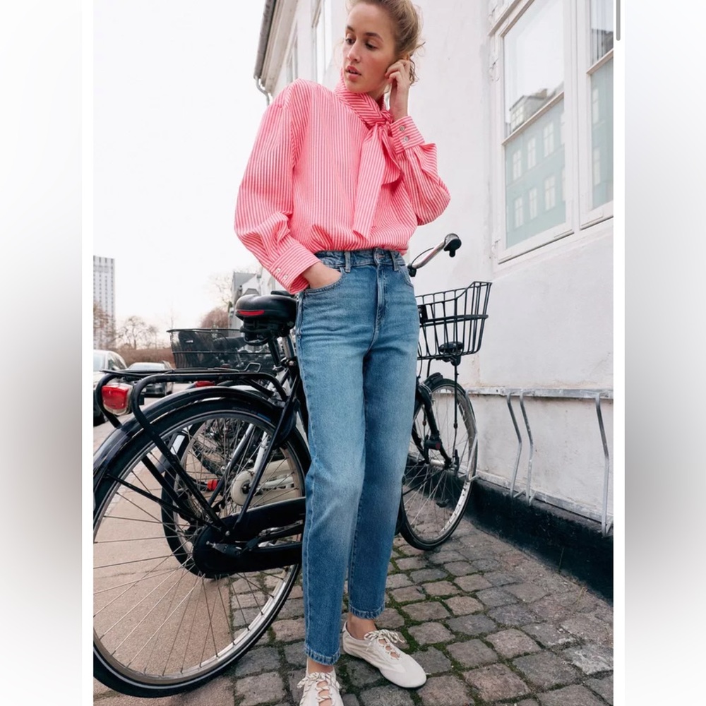 Zara high waist straight leg jeans | size 4